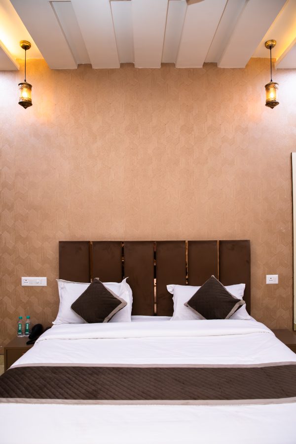 Executive Suite - Image 3